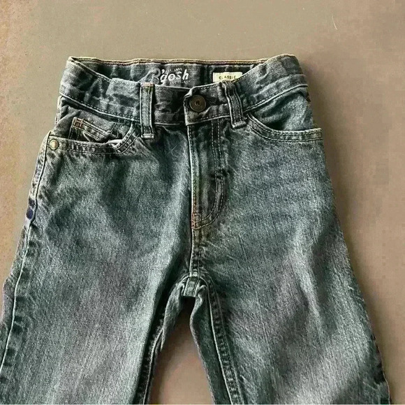 Oshkosh B'Gosh Classic Jeans Size 5s - Picture 3 of 10